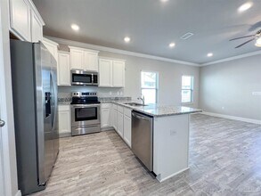 300 S F St in Pensacola, FL - Building Photo - Building Photo