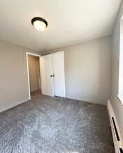 Knollcrest in Mankato, MN - Building Photo - Building Photo