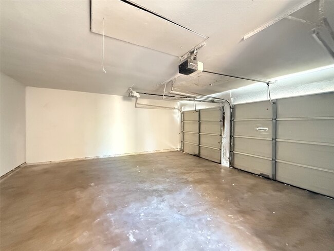 12842 Corpus Christi St