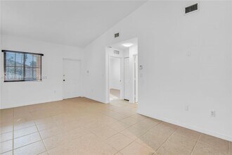 2930 SE 12th Rd in Homestead, FL - Building Photo - Building Photo