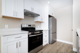 1517 Nogales St in Sacramento, CA - Building Photo