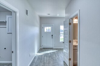 1002 Varenna Ct in Norman, OK - Building Photo - Building Photo