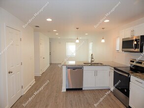 395 Westchester Blvd NW in Atlanta, GA - Building Photo - Building Photo