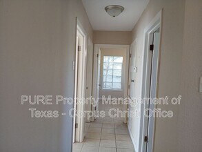 4937 Blundell Dr in Corpus Christi, TX - Building Photo - Building Photo