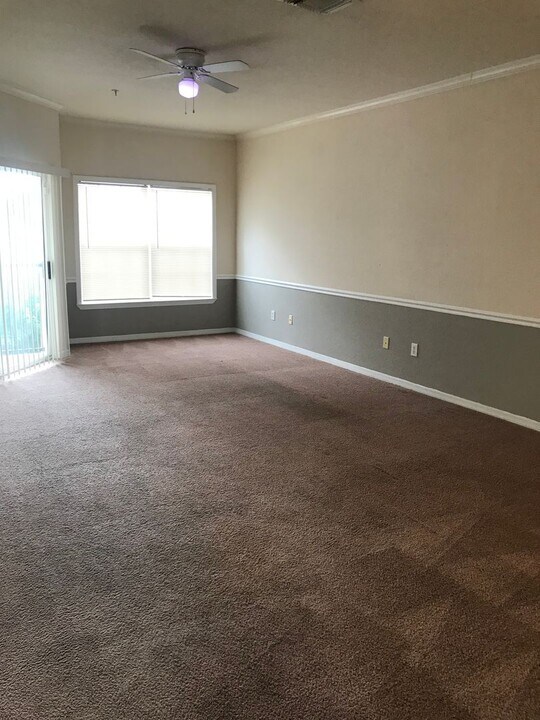 3555 Conroy Rd-Unit -Unit 1333 in Orlando, FL - Building Photo