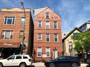 2102 N Damen Ave in Chicago, IL - Building Photo - Primary Photo