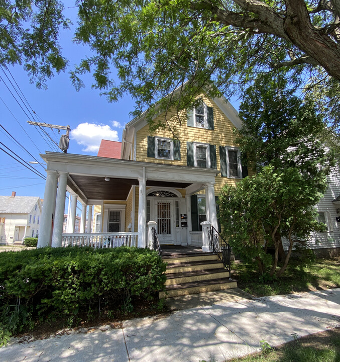 14 Seminary Ave, Unit 1 in Binghamton, NY - Foto de edificio