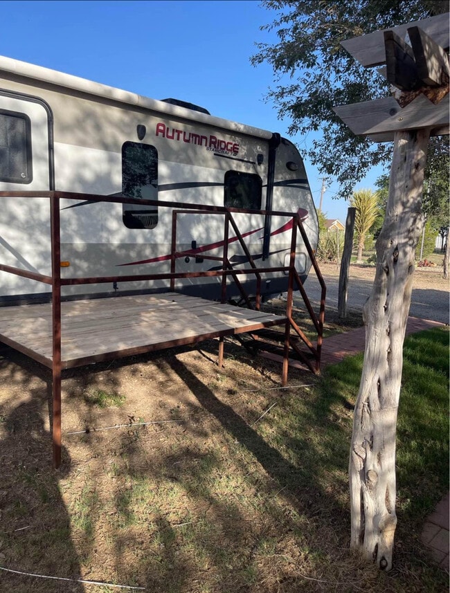 property at 14730 S Bonanza Ave
