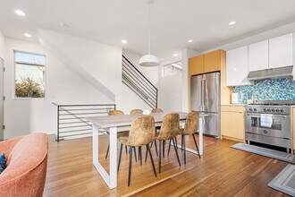 2214 E Terrace St, Unit SI ID1324832P in Seattle, WA - Foto de edificio - Building Photo