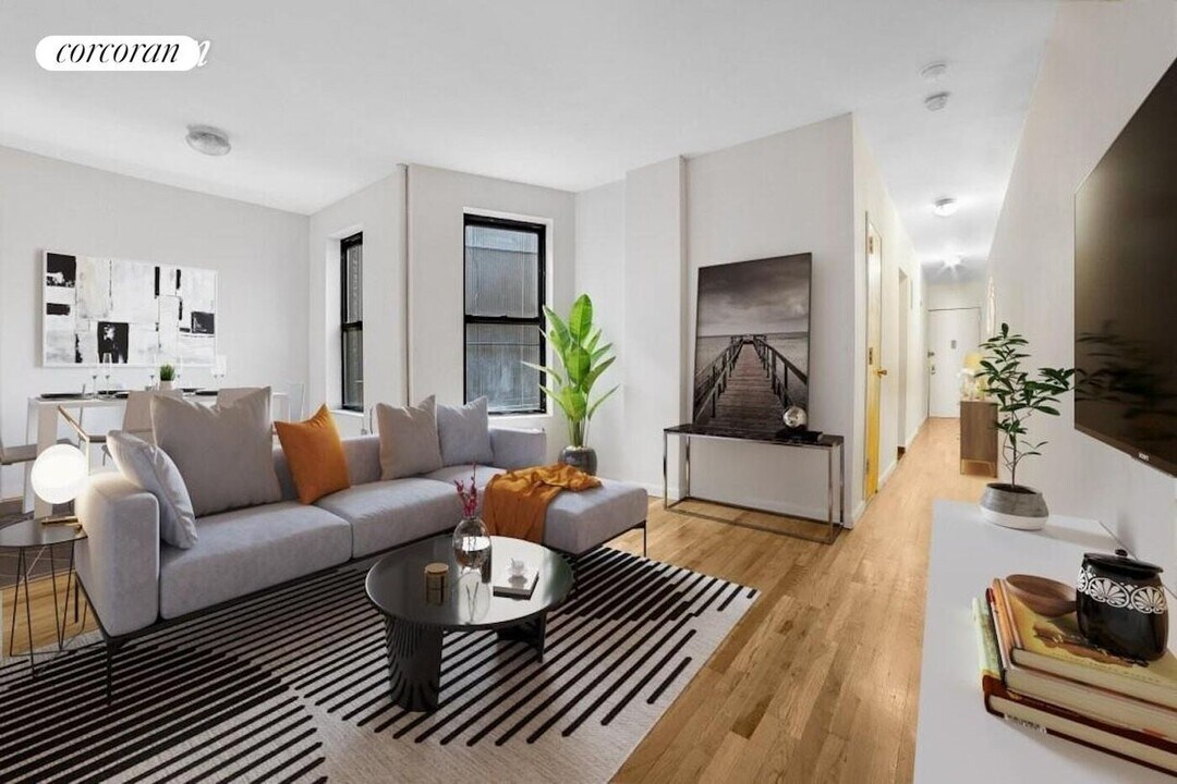 226 E 53rd St in New York, NY - Building Photo