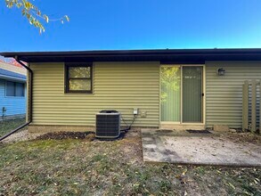 505 Simon Dr in East Peoria, IL - Building Photo - Building Photo