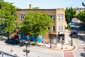 8056 Lincoln Ave in Skokie, IL - Building Photo - Building Photo