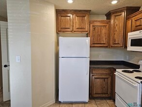 141 Townsgate Plaza in Clovis, NM - Building Photo - Building Photo