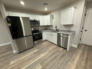 117 W Lewis St in Carterville, MO - Building Photo - Building Photo