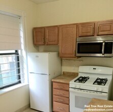 21 Brighton Ave, Unit 3 in Boston, MA - Foto de edificio - Building Photo