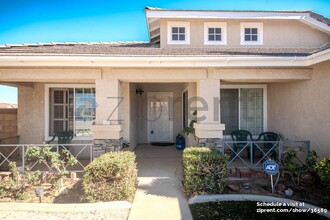 38502 Juniper Tree Rd in Palmdale, CA - Building Photo - Building Photo