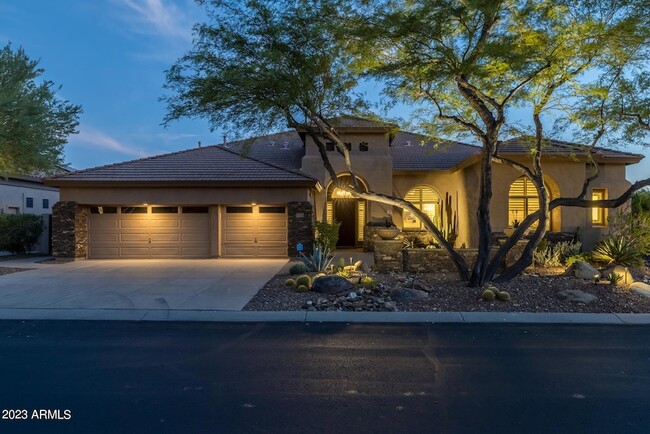 13331 E Del Timbre Dr in Scottsdale, AZ - Foto de edificio - Building Photo