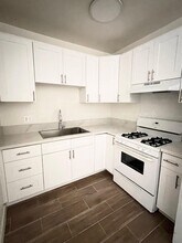 619 Normandie Ave in Los Angeles, CA - Building Photo - Building Photo