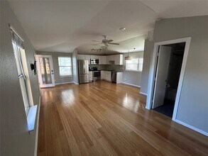 4019 Ascot Ln in Houston, TX - Building Photo - Building Photo