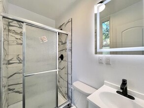 212 15th St in Jersey City, NJ - Building Photo - Building Photo