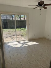 1761 El Mar Ln in Seabrook, TX - Building Photo - Building Photo