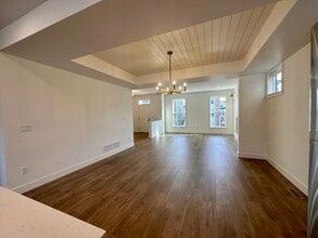 7885 Cedarbrook Rd in Chilliwack, BC - Building Photo - Building Photo