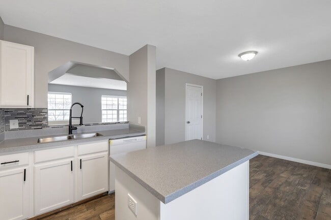 1757 W 5125 S St in Roy, UT - Building Photo - Building Photo