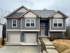 7200 Old Bug Ln in Ooltewah, TN - Building Photo