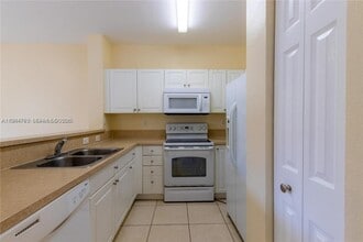 1490 NE 33rd Rd in Homestead, FL - Building Photo - Building Photo