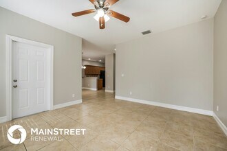 6017 Jonathan Ave in Ft. Myers, FL - Foto de edificio - Building Photo