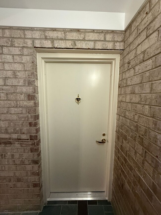 property at 830 Quince Orchard Blvd