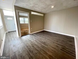 819 12th St NE in Washington, DC - Building Photo