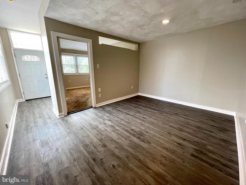 819 12th St NE in Washington, DC - Building Photo