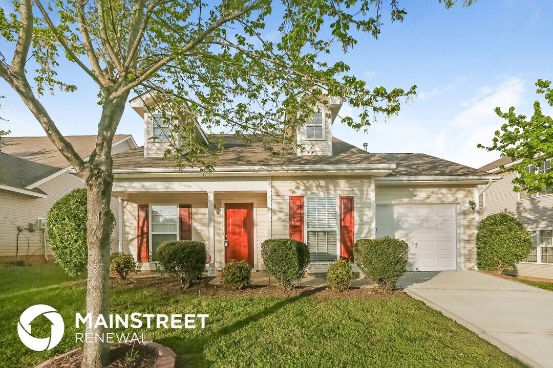 7015 Bullock Dr in Charlotte, NC - Foto de edificio