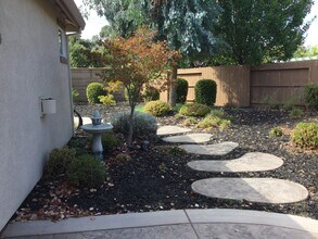 7405 Rothschild Ct in Elk Grove, CA - Building Photo - Building Photo