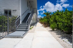 1955 NW 2nd Ct in Miami, FL - Building Photo