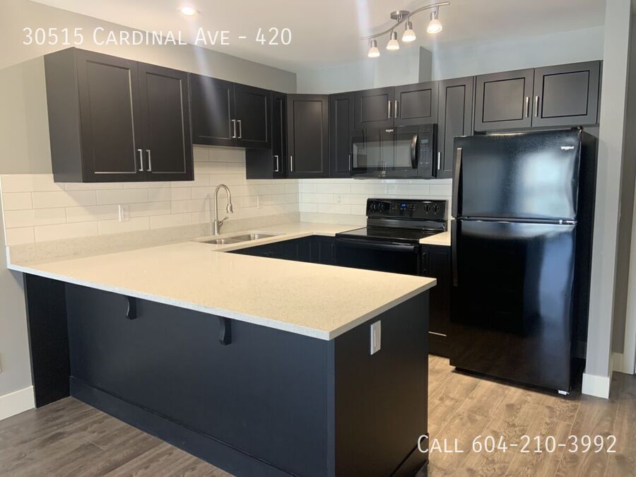 30515 Cardinal Ave in Abbotsford, BC - Building Photo