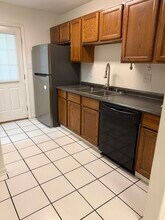4067 Coopers Hill Dr SE in Smyrna, GA - Building Photo - Building Photo