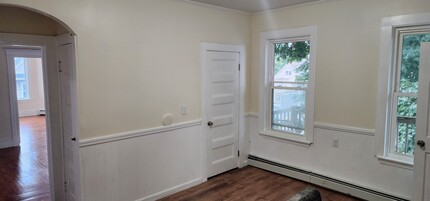 2 Reservoir Ter, Unit 4 in Lawrence, MA - Building Photo - Building Photo