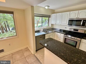 10670 Weymouth St in Bethesda, MD - Building Photo - Building Photo