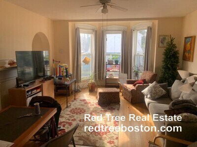 84 Walker St, Unit 1 in Newton, MA - Foto de edificio