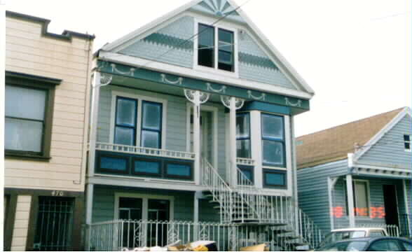 466 Paris St in San Francisco, CA - Foto de edificio