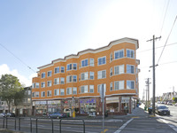 Judah Terrace in San Francisco, CA - Foto de edificio - Building Photo