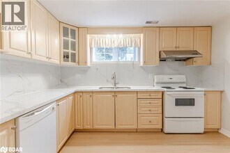 1 Shady Glen Crescent in Caledon, ON - Building Photo - Building Photo