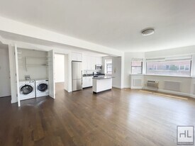 BEEKMAN PLACE, Unit PHD in New York, NY - Building Photo