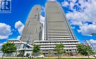 195 Commerce St in Vaughan, ON - Building Photo