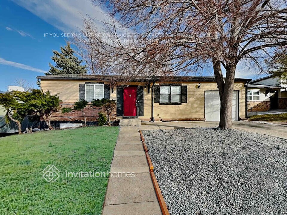 4258 S Pitkin St in Aurora, CO - Building Photo