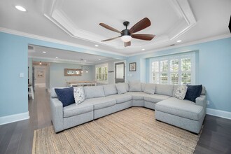 584 Fort Johnson Rd in Charleston, SC - Building Photo - Building Photo