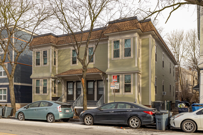 Squirrelwood Apartments in Cambridge, MA - Building Photo - Primary Photo