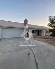 7310 Del Monte Ave in Yucca Valley, CA - Building Photo - Building Photo